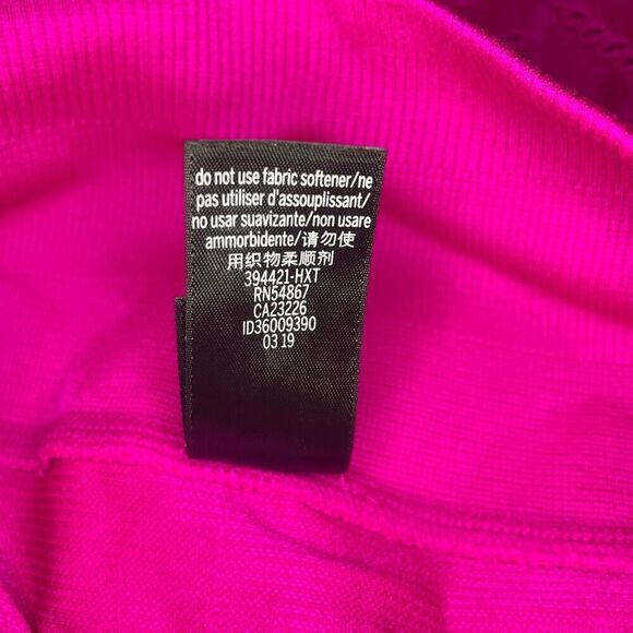 Victoria Sport Pink Barbiecore Biker Shorts size Medium - Picture 11 of 12